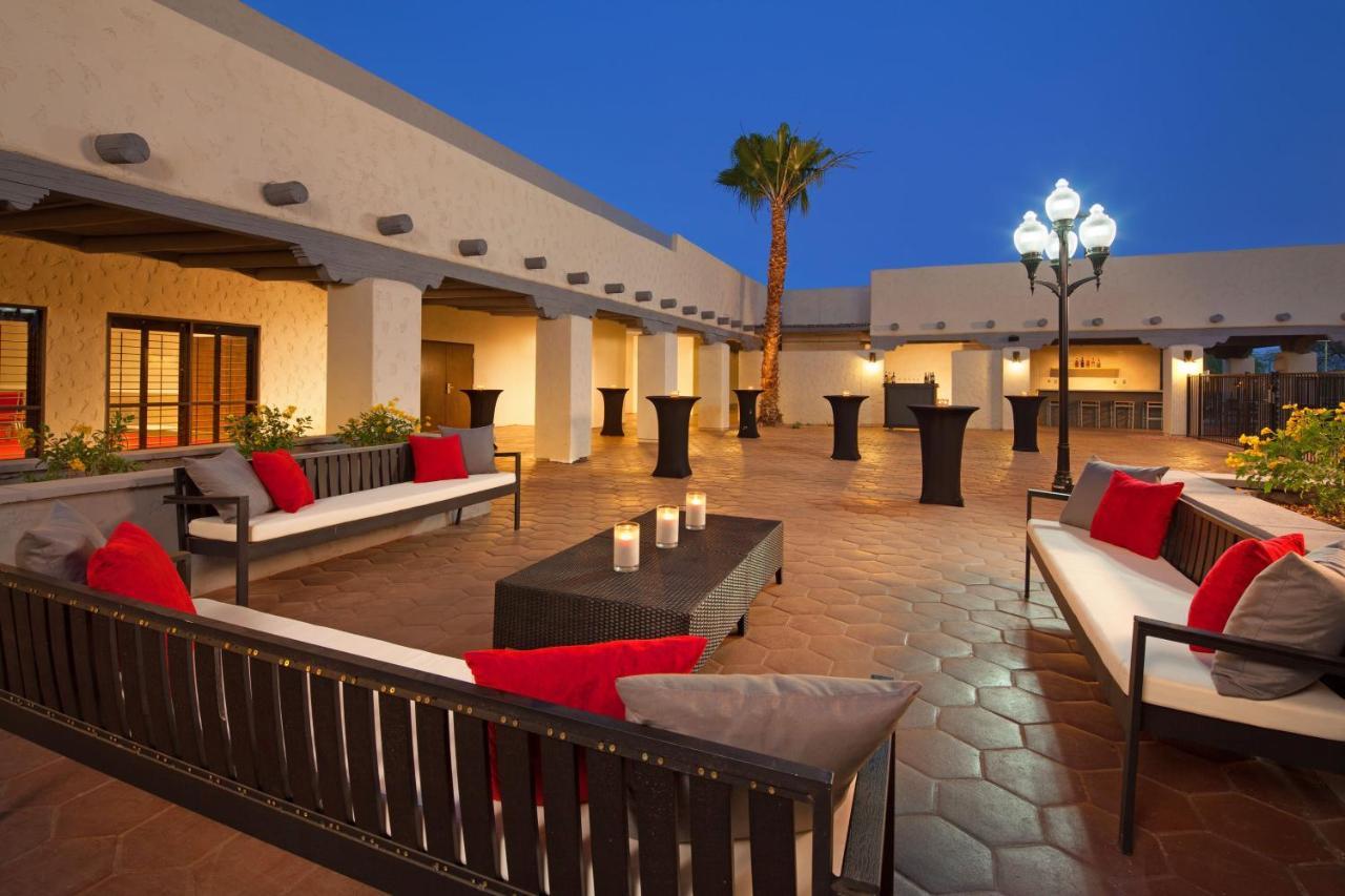 Four Points By Sheraton Phoenix South Mountain Eksteriør billede